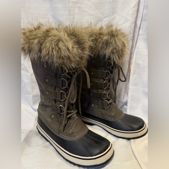 Sorel Shoes - Sorel Joan of Arctic Quarry Gray Waterproof Winter Boots Womens 10 Insulated